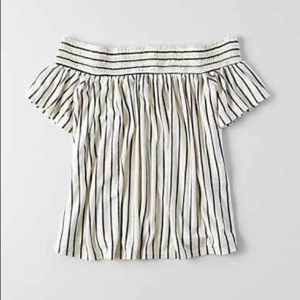 American Eagle Outfitters Off-the-Shoulder top